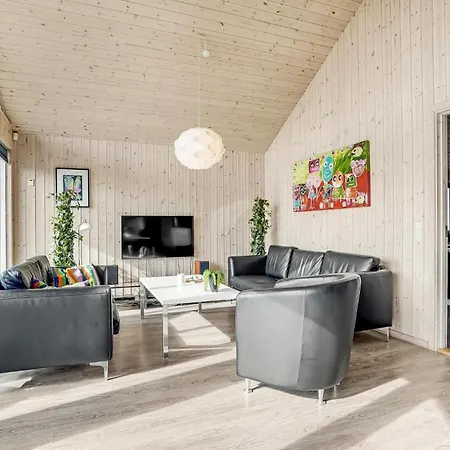 Vakantiehuis Gorgeous In Idestrup With Kitchen Bøtø By