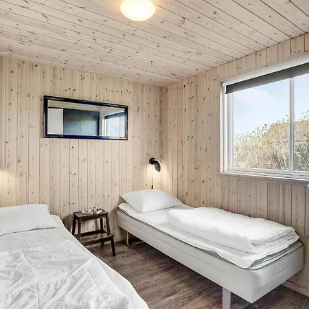 Vakantiehuis Gorgeous In Idestrup With Kitchen