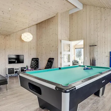 Gorgeous In Idestrup With Kitchen *