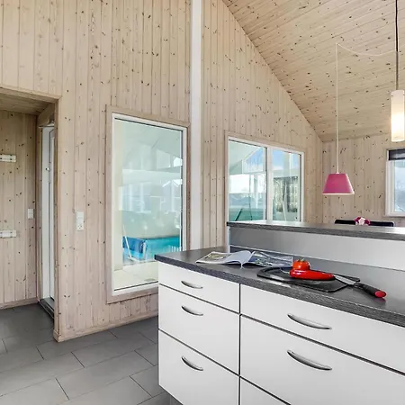 Vakantiehuis Gorgeous In Idestrup With Kitchen